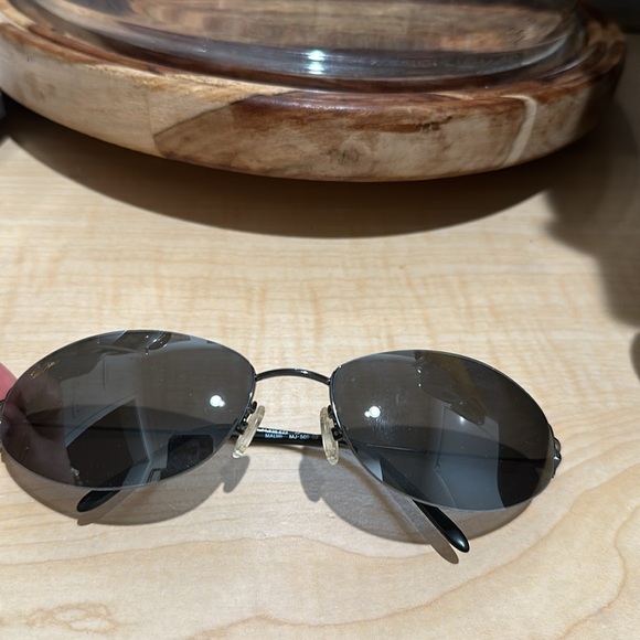 Sunglasses - Picture 5 of 5